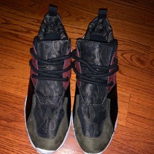 Knock off Steve Madden